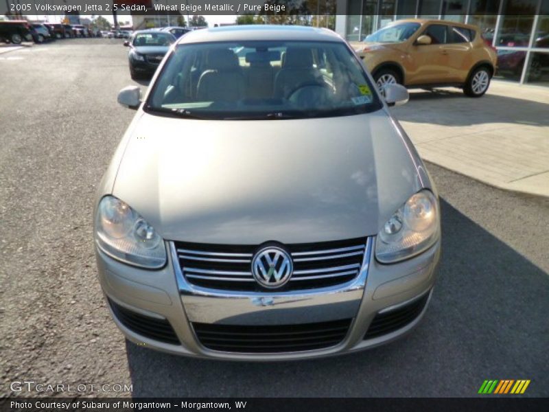 Wheat Beige Metallic / Pure Beige 2005 Volkswagen Jetta 2.5 Sedan