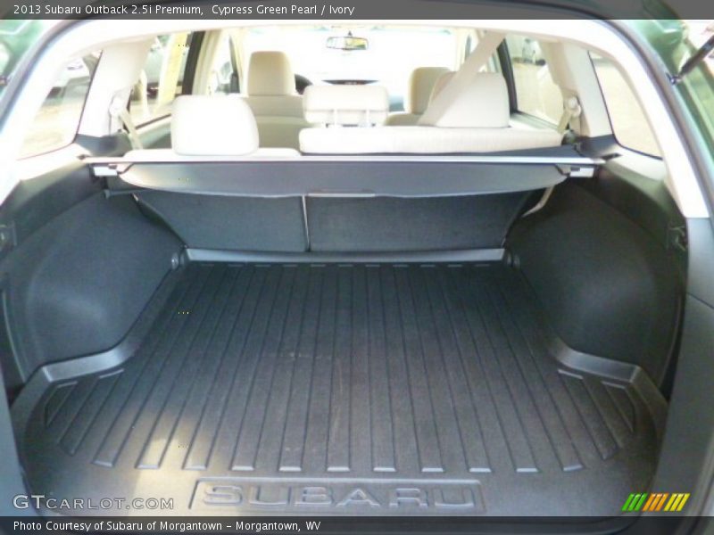 Cypress Green Pearl / Ivory 2013 Subaru Outback 2.5i Premium