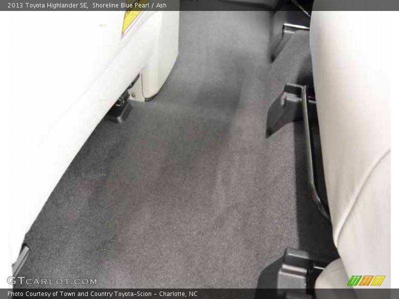Shoreline Blue Pearl / Ash 2013 Toyota Highlander SE