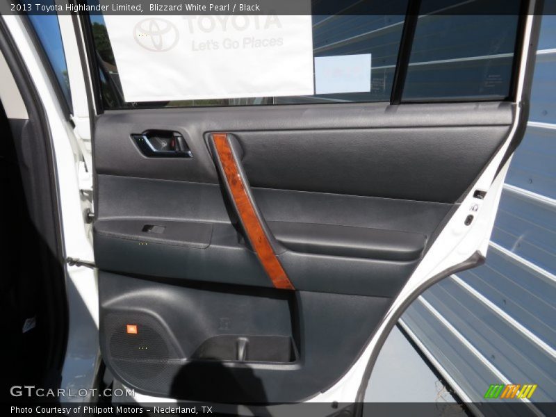 Blizzard White Pearl / Black 2013 Toyota Highlander Limited