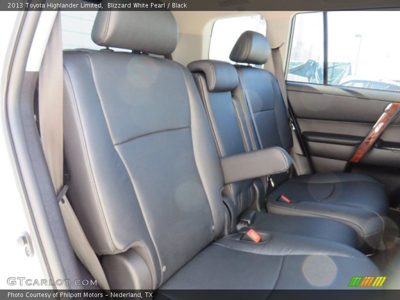 Blizzard White Pearl / Black 2013 Toyota Highlander Limited