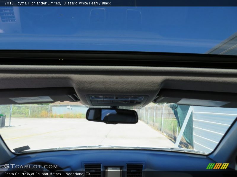 Blizzard White Pearl / Black 2013 Toyota Highlander Limited