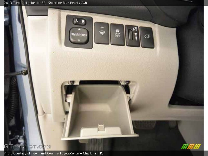 Shoreline Blue Pearl / Ash 2013 Toyota Highlander SE