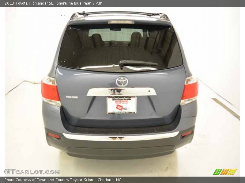 Shoreline Blue Pearl / Ash 2013 Toyota Highlander SE