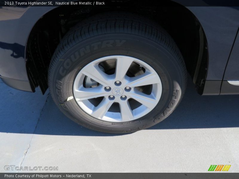 Nautical Blue Metallic / Black 2013 Toyota Highlander SE