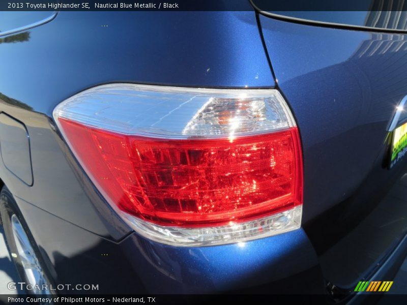 Nautical Blue Metallic / Black 2013 Toyota Highlander SE