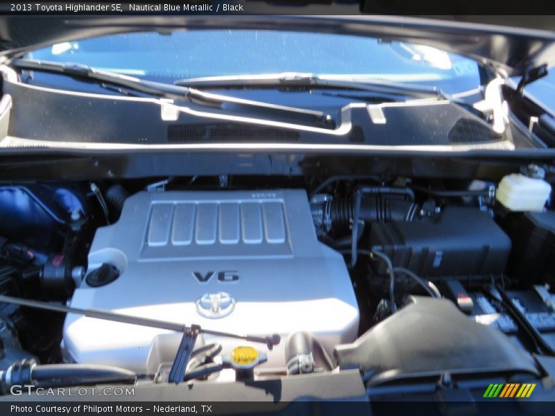 Nautical Blue Metallic / Black 2013 Toyota Highlander SE