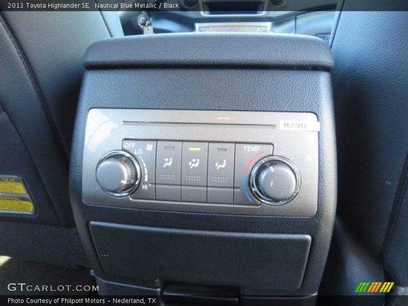 Nautical Blue Metallic / Black 2013 Toyota Highlander SE
