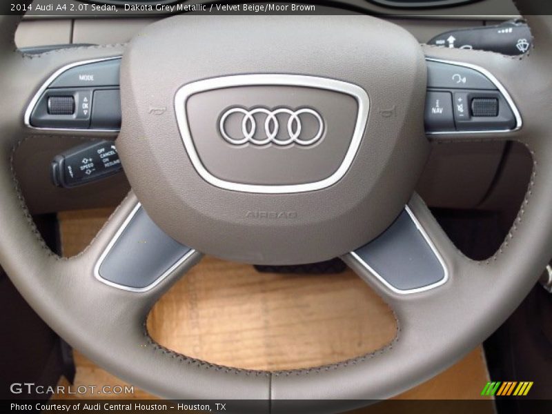  2014 A4 2.0T Sedan Steering Wheel