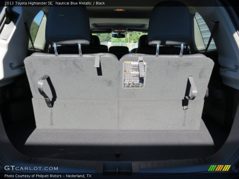 Nautical Blue Metallic / Black 2013 Toyota Highlander SE