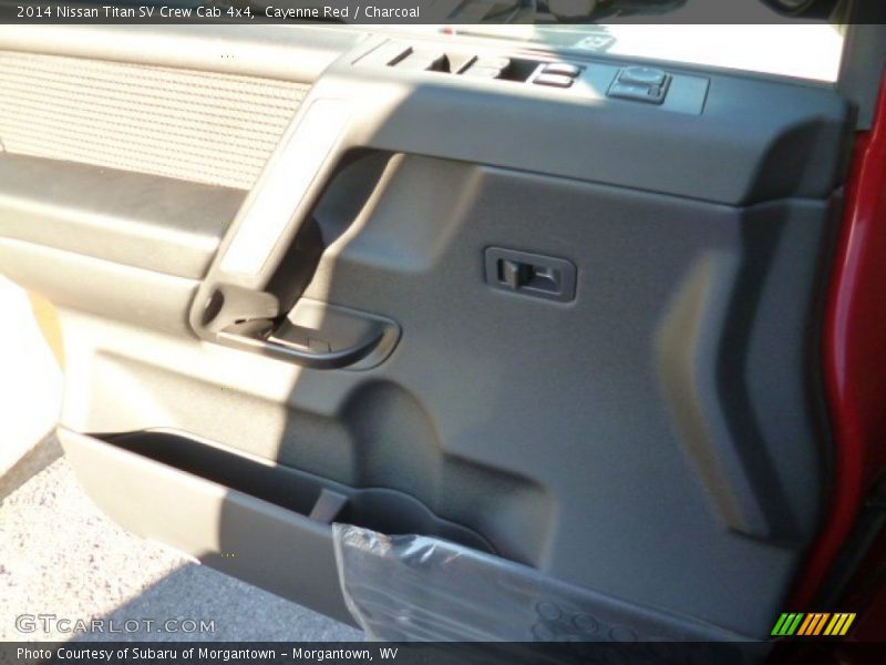 Cayenne Red / Charcoal 2014 Nissan Titan SV Crew Cab 4x4