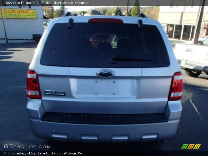 Brilliant Silver Metallic / Charcoal 2009 Ford Escape XLT