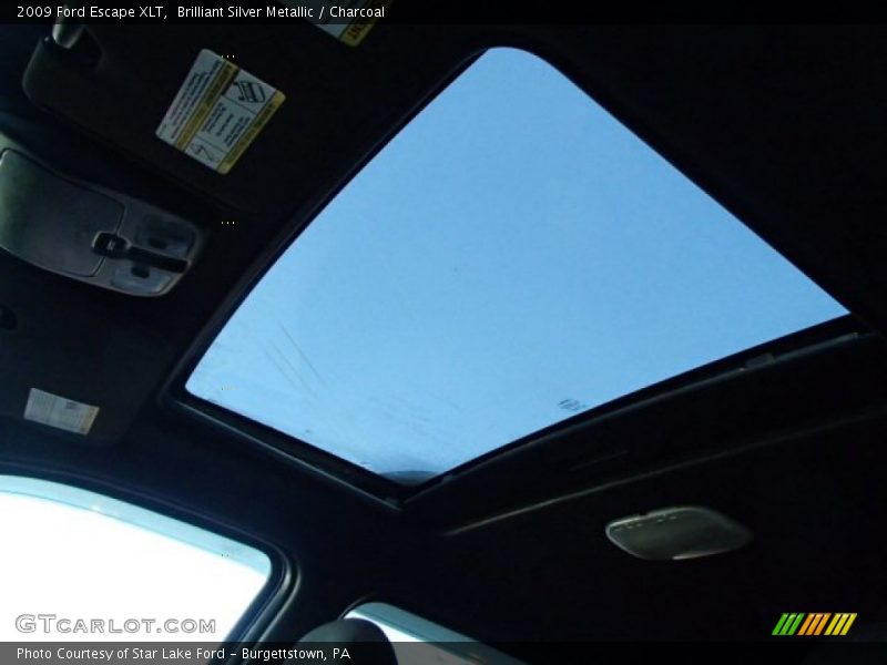 Brilliant Silver Metallic / Charcoal 2009 Ford Escape XLT