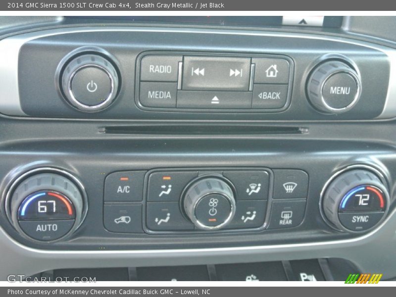 Controls of 2014 Sierra 1500 SLT Crew Cab 4x4