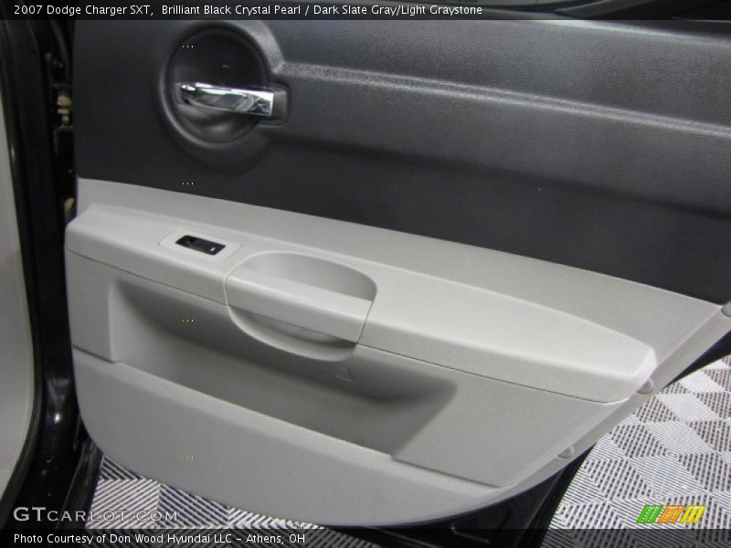 Brilliant Black Crystal Pearl / Dark Slate Gray/Light Graystone 2007 Dodge Charger SXT