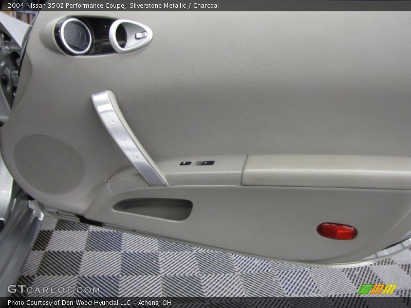 Silverstone Metallic / Charcoal 2004 Nissan 350Z Performance Coupe