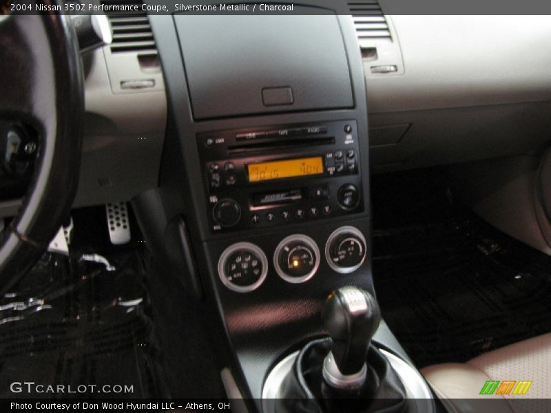 Silverstone Metallic / Charcoal 2004 Nissan 350Z Performance Coupe