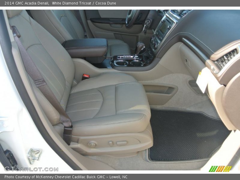 White Diamond Tricoat / Cocoa Dune 2014 GMC Acadia Denali