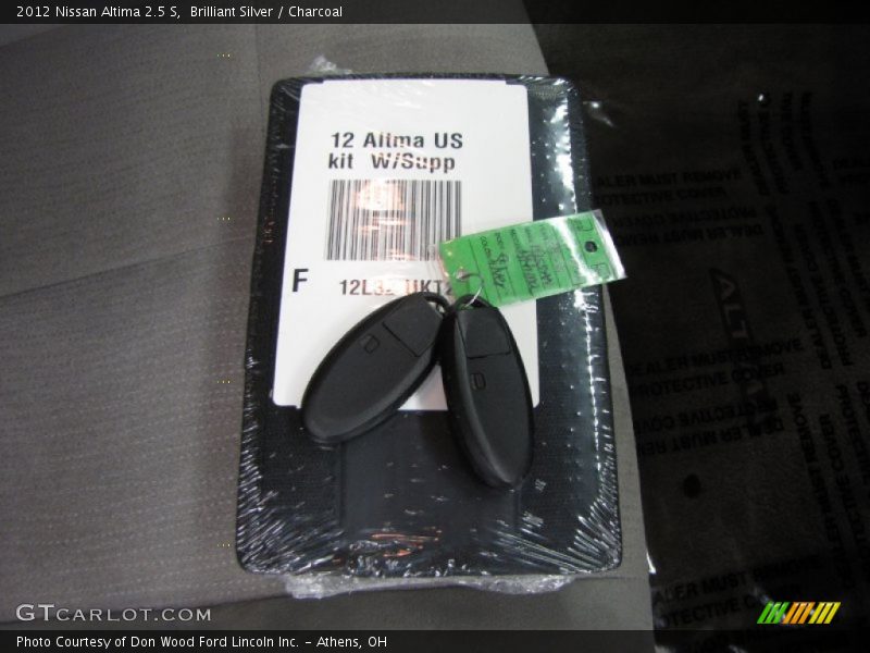 Brilliant Silver / Charcoal 2012 Nissan Altima 2.5 S