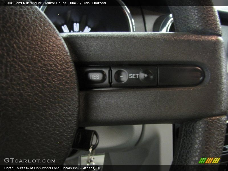 Black / Dark Charcoal 2008 Ford Mustang V6 Deluxe Coupe