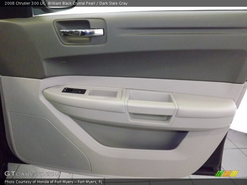 Brilliant Black Crystal Pearl / Dark Slate Gray 2008 Chrysler 300 LX