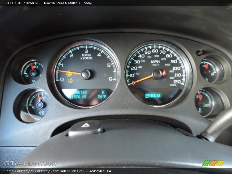 Mocha Steel Metallic / Ebony 2011 GMC Yukon SLE