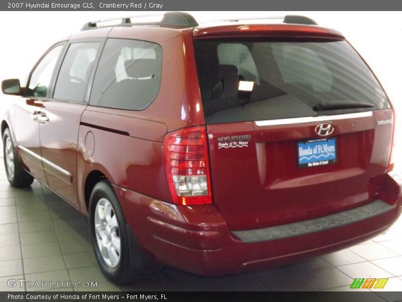 Cranberry Red / Gray 2007 Hyundai Entourage GLS