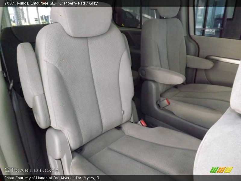 Cranberry Red / Gray 2007 Hyundai Entourage GLS