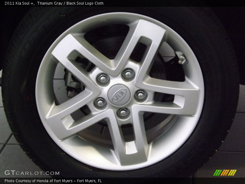 Titanium Gray / Black Soul Logo Cloth 2011 Kia Soul +