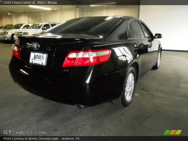 Black / Bisque 2009 Toyota Camry LE