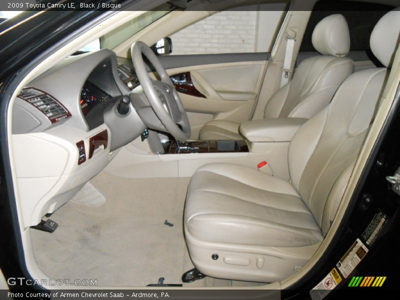 Black / Bisque 2009 Toyota Camry LE