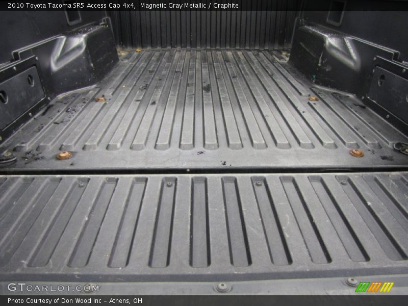 Magnetic Gray Metallic / Graphite 2010 Toyota Tacoma SR5 Access Cab 4x4