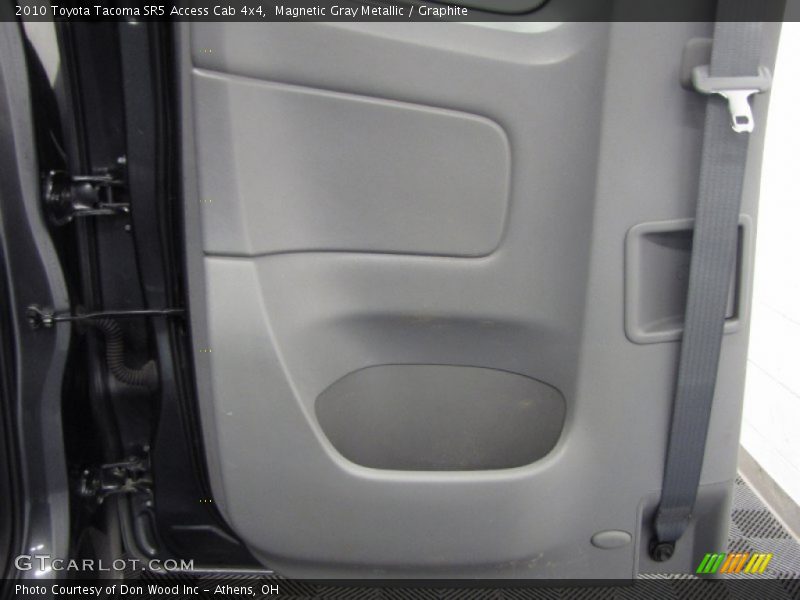 Magnetic Gray Metallic / Graphite 2010 Toyota Tacoma SR5 Access Cab 4x4