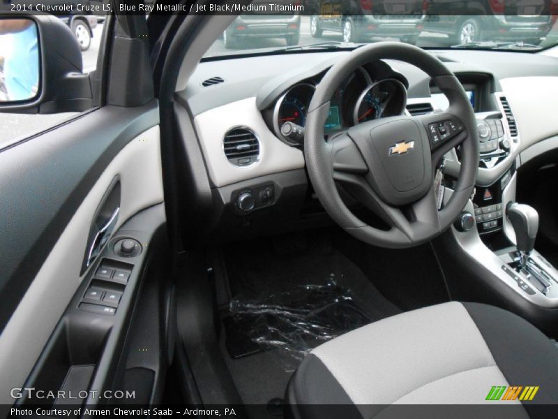 Blue Ray Metallic / Jet Black/Medium Titanium 2014 Chevrolet Cruze LS