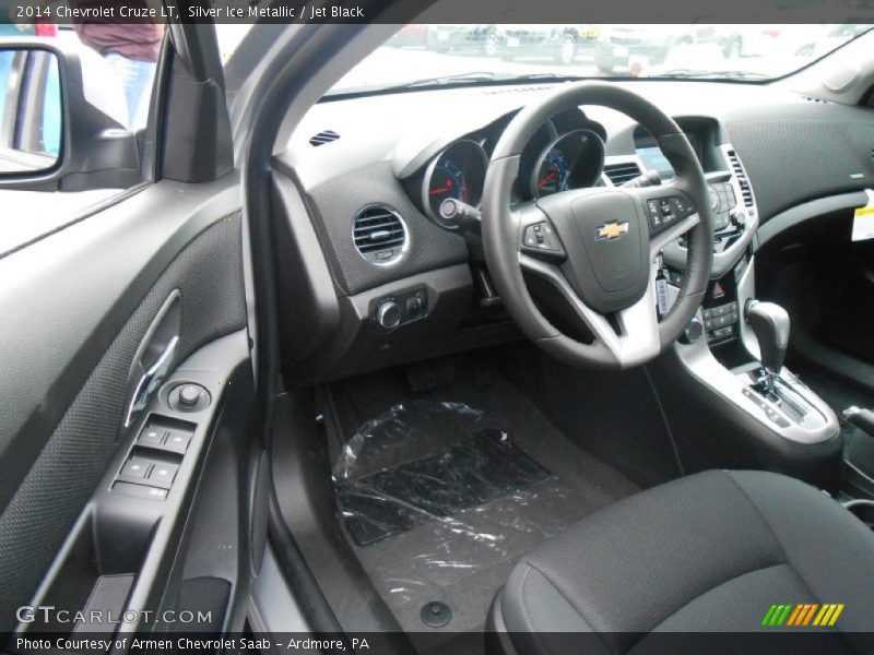 Silver Ice Metallic / Jet Black 2014 Chevrolet Cruze LT