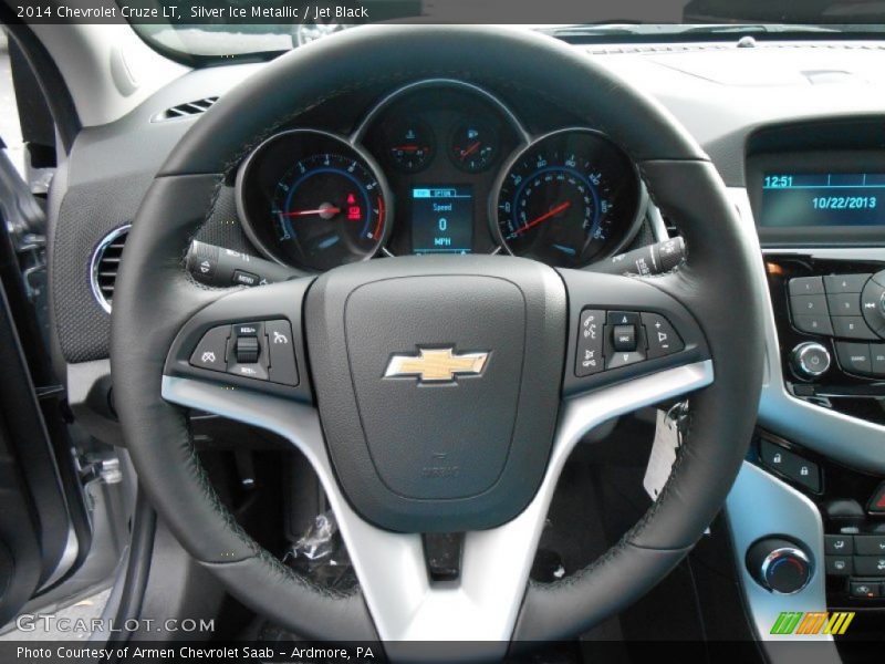 Silver Ice Metallic / Jet Black 2014 Chevrolet Cruze LT