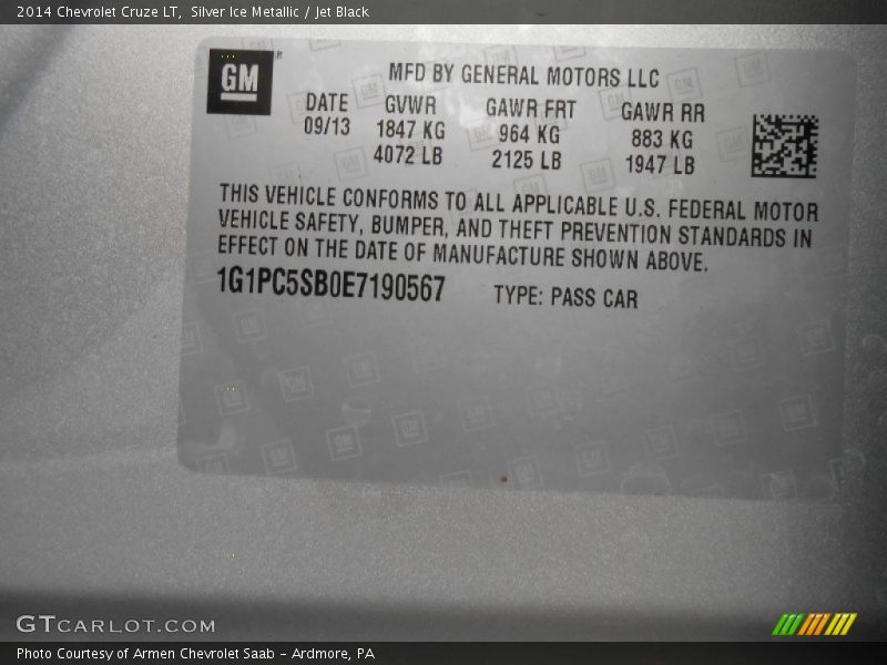 Silver Ice Metallic / Jet Black 2014 Chevrolet Cruze LT