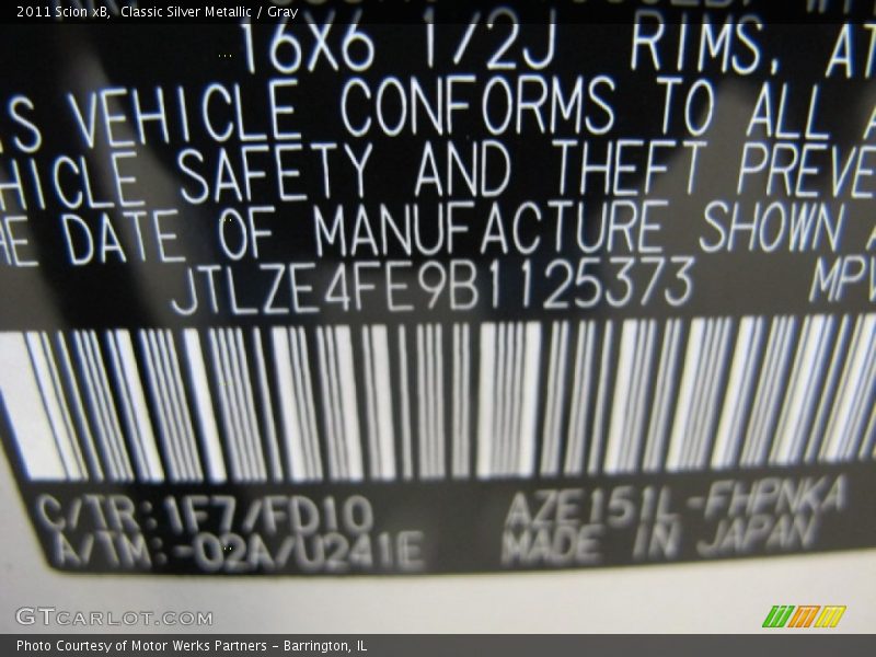 Classic Silver Metallic / Gray 2011 Scion xB
