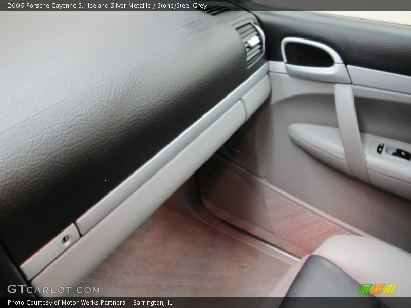 Iceland Silver Metallic / Stone/Steel Grey 2006 Porsche Cayenne S