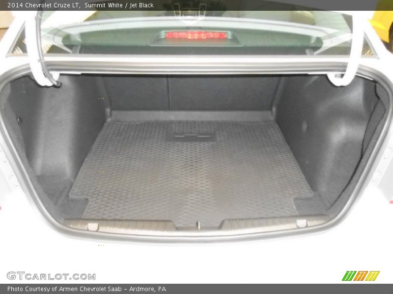 Summit White / Jet Black 2014 Chevrolet Cruze LT