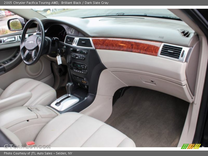 Dashboard of 2005 Pacifica Touring AWD