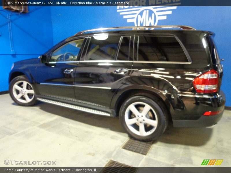 Obsidian Black Metallic / Cashmere 2009 Mercedes-Benz GL 450 4Matic