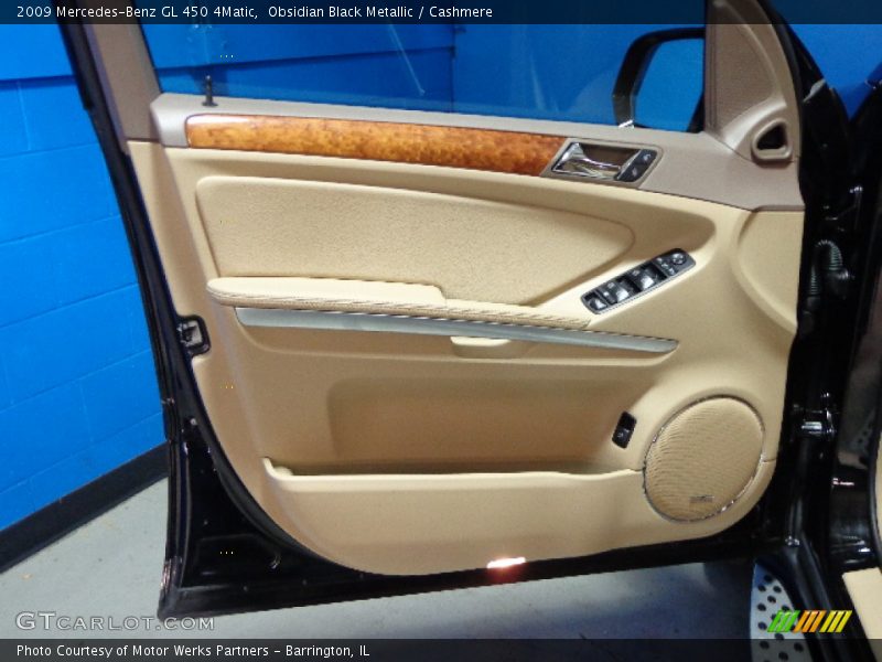 Obsidian Black Metallic / Cashmere 2009 Mercedes-Benz GL 450 4Matic