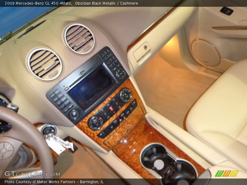 Obsidian Black Metallic / Cashmere 2009 Mercedes-Benz GL 450 4Matic