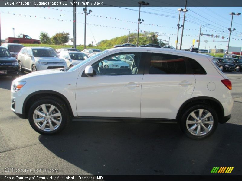 White Pearl / Black 2014 Mitsubishi Outlander Sport SE
