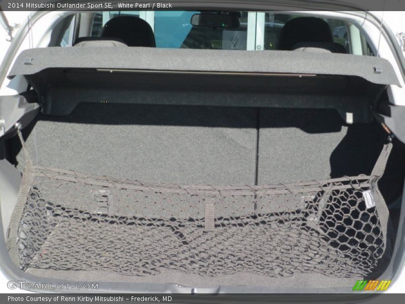 White Pearl / Black 2014 Mitsubishi Outlander Sport SE