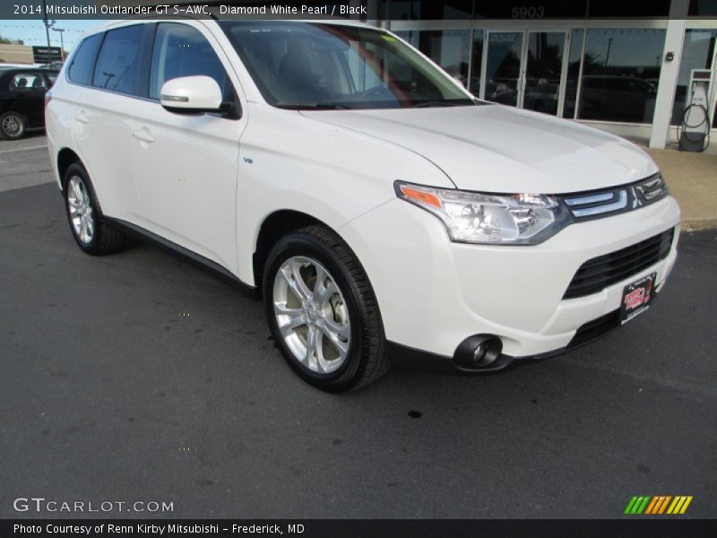 Diamond White Pearl / Black 2014 Mitsubishi Outlander GT S-AWC