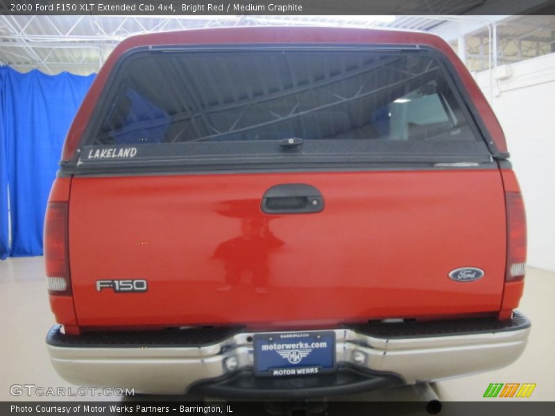 Bright Red / Medium Graphite 2000 Ford F150 XLT Extended Cab 4x4