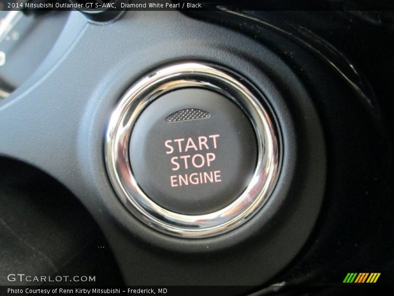 Diamond White Pearl / Black 2014 Mitsubishi Outlander GT S-AWC