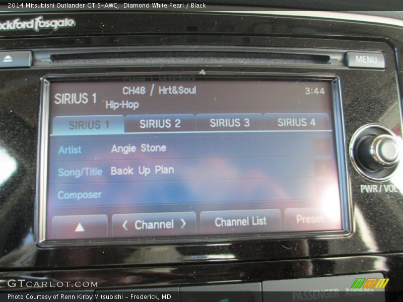 Diamond White Pearl / Black 2014 Mitsubishi Outlander GT S-AWC